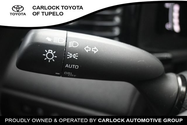 Used 2025 Toyota Camry SE FWD image 22