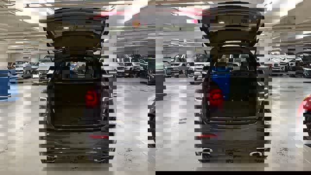 Used 2022 Mercedes-Benz GLC 300 4MATIC image 8