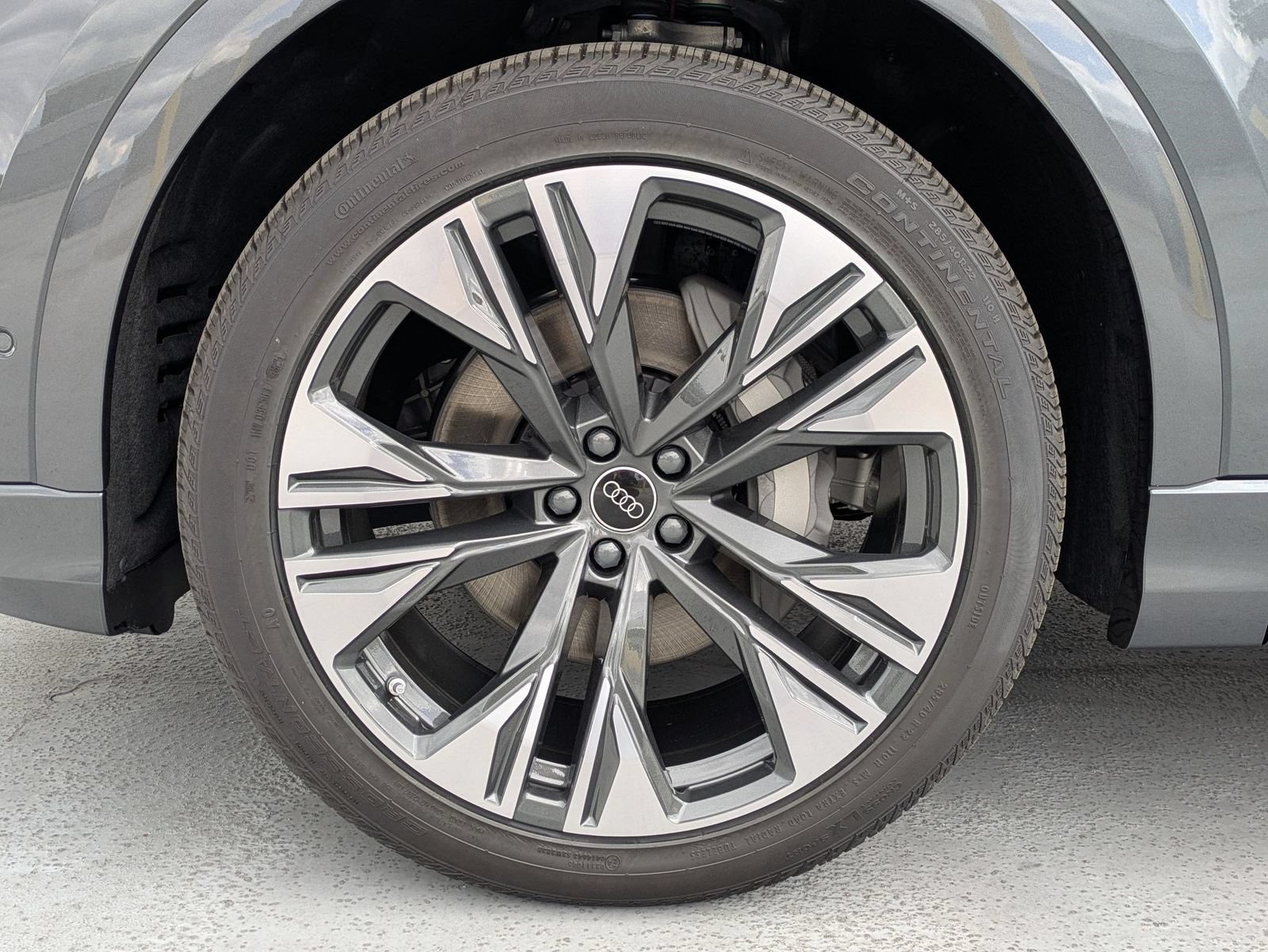 New 2026 Audi Q8 Premium Plus AWD/4WD image 6
