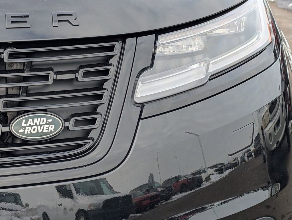 Used 2025 Land Rover Range Rover Velar S image 12