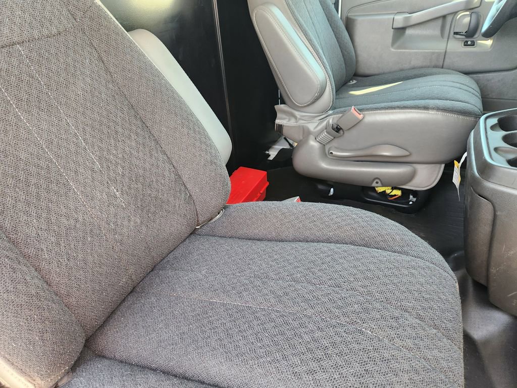 Certified 2024 Chevrolet Express 2500 w/ Driver Convenience Package image 15