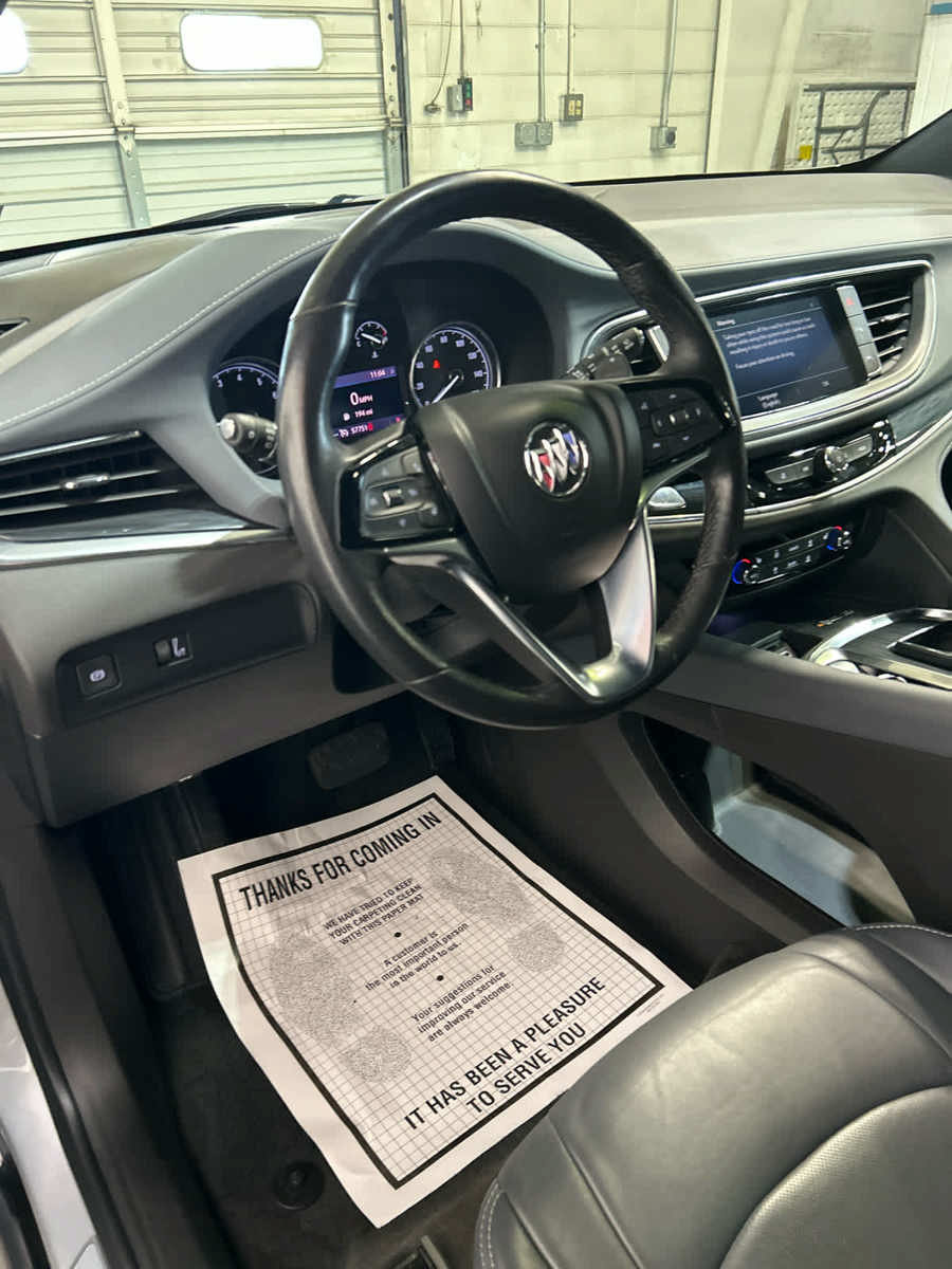 Used 2022 Buick Enclave Essence w/ Experience Buick Package AWD/4WD image 9