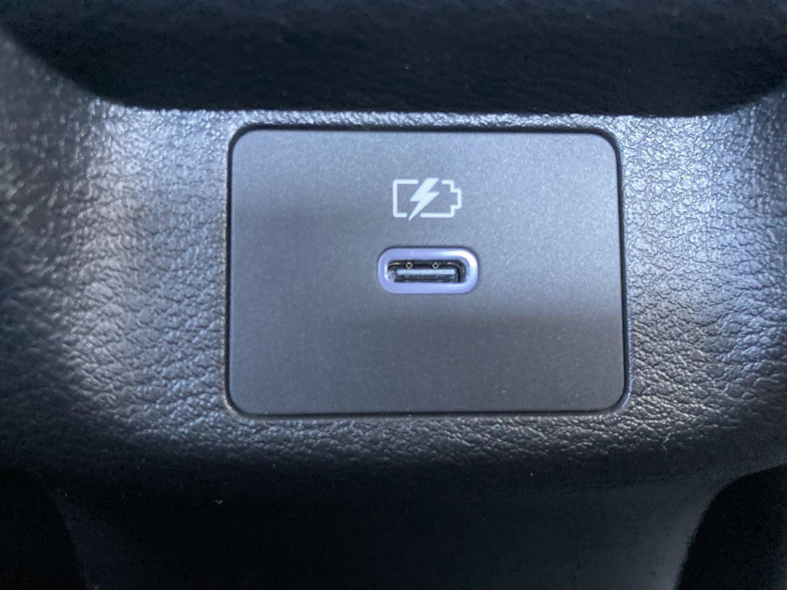 New 2025 Nissan Versa SV w/ Trunk Package image 34