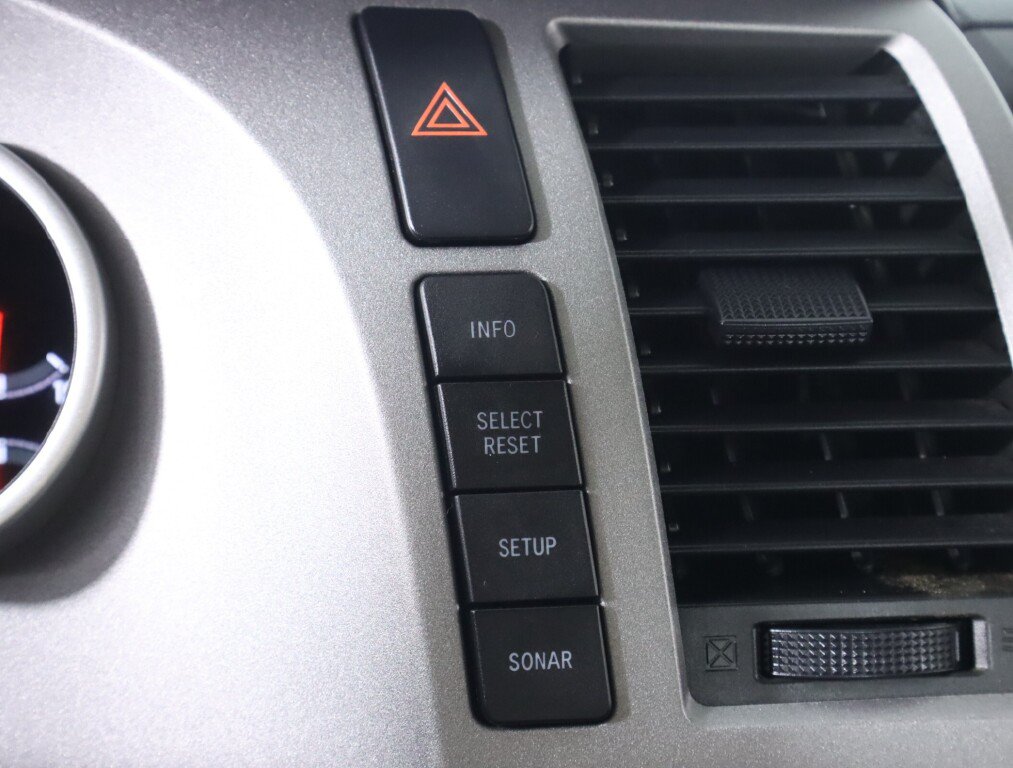 Used 2013 Toyota Tundra Limited AWD/4WD image 29