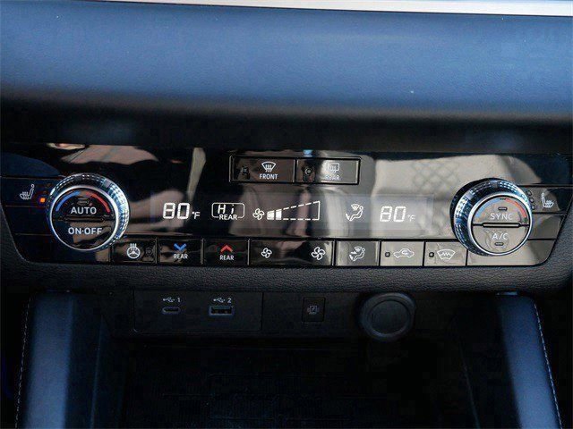 Used 2025 Mitsubishi Outlander SEL Black Edition image 21