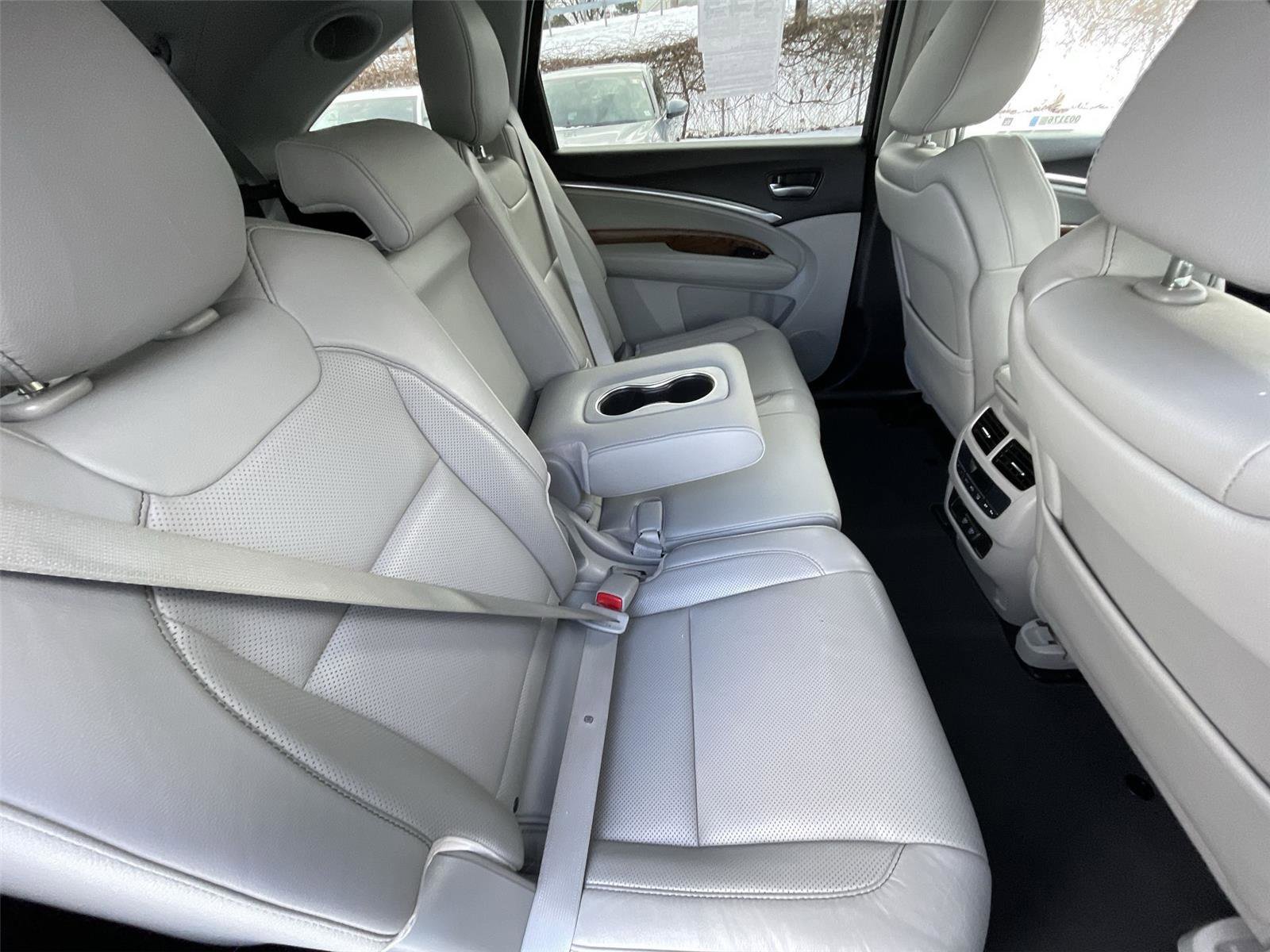 Used 2020 Acura MDX SH-AWD w/ Technology Package image 23
