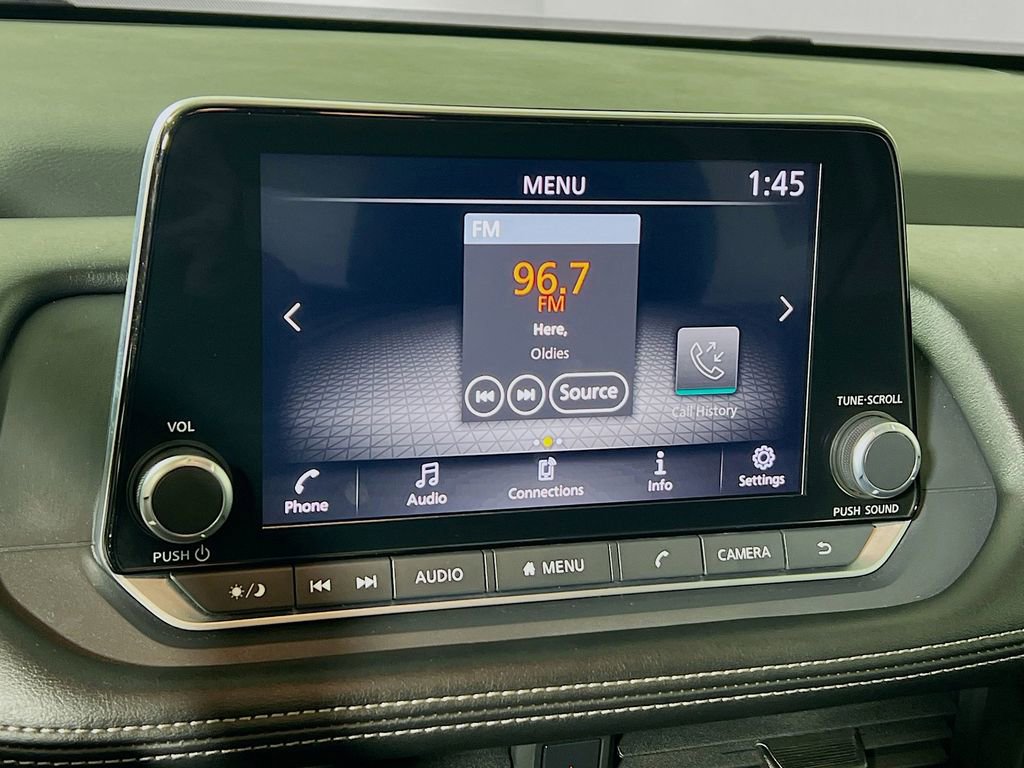 Used 2024 Nissan Rogue S image 13