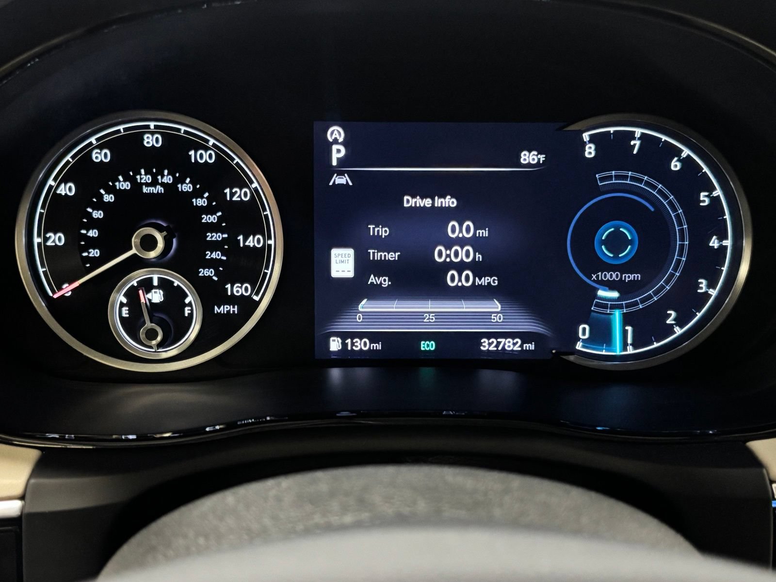 Used 2022 Genesis GV70 2.5T w/ Advanced Package AWD/4WD image 14