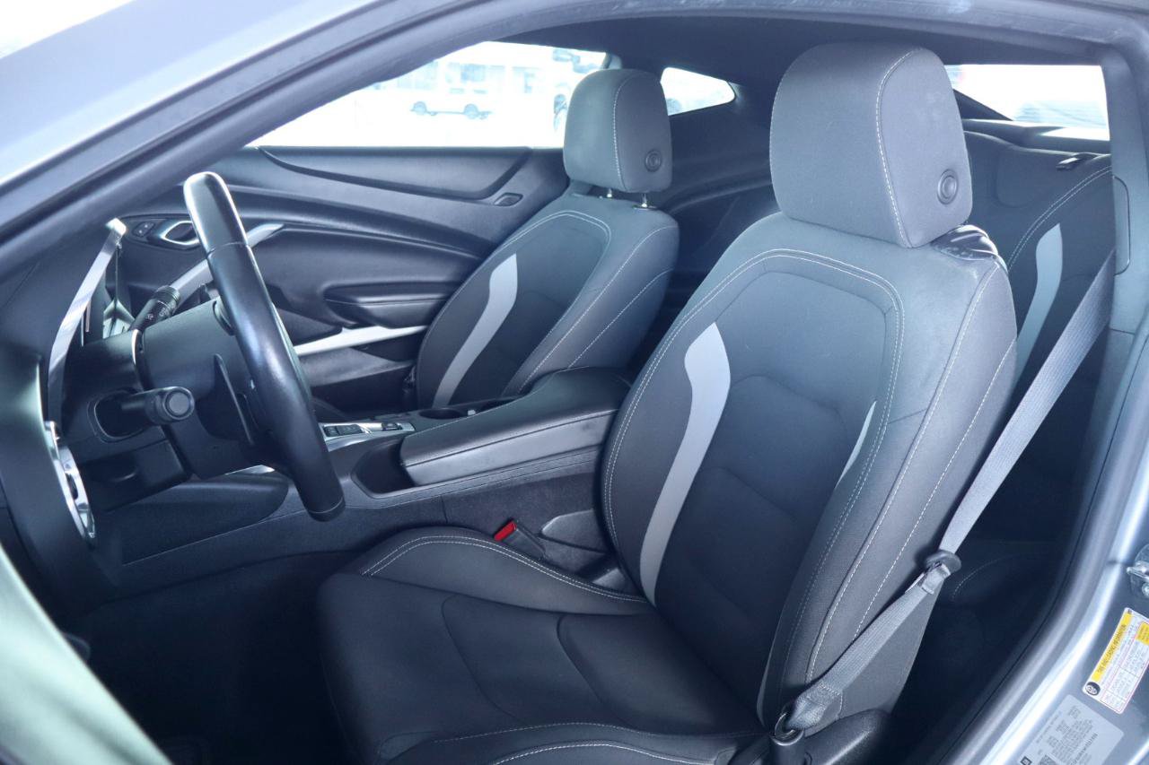 Used 2019 Chevrolet Camaro LT w/ Technology Package RWD image 16