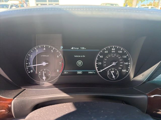 Used 2018 Genesis G90 5.0 Ultimate image 5