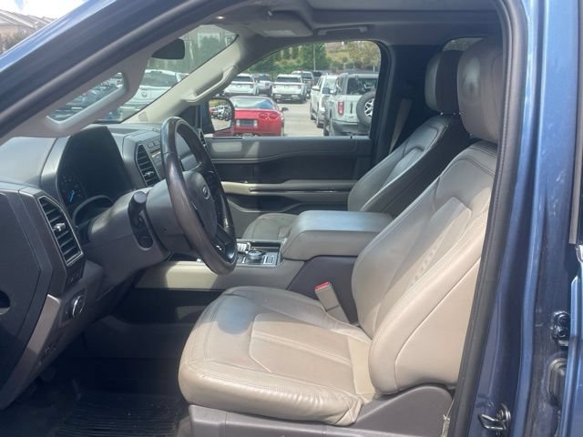 Used 2020 Ford Expedition Limited w/ Equipment Group 302A AWD/4WD image 11