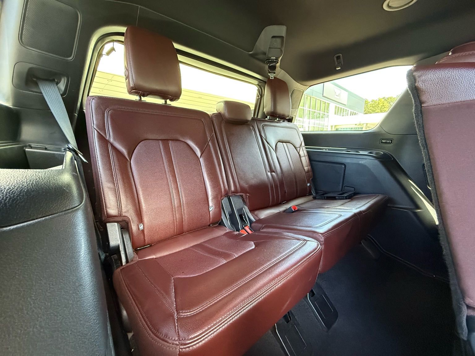 Used 2024 Ford Expedition Limited image 20