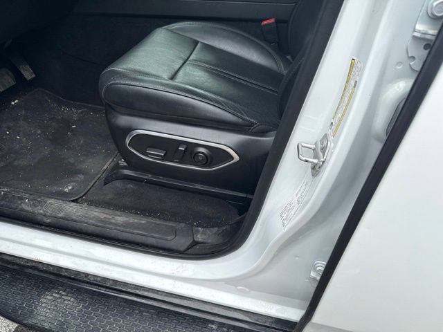 Used 2024 Jeep Wagoneer Series II AWD/4WD image 14