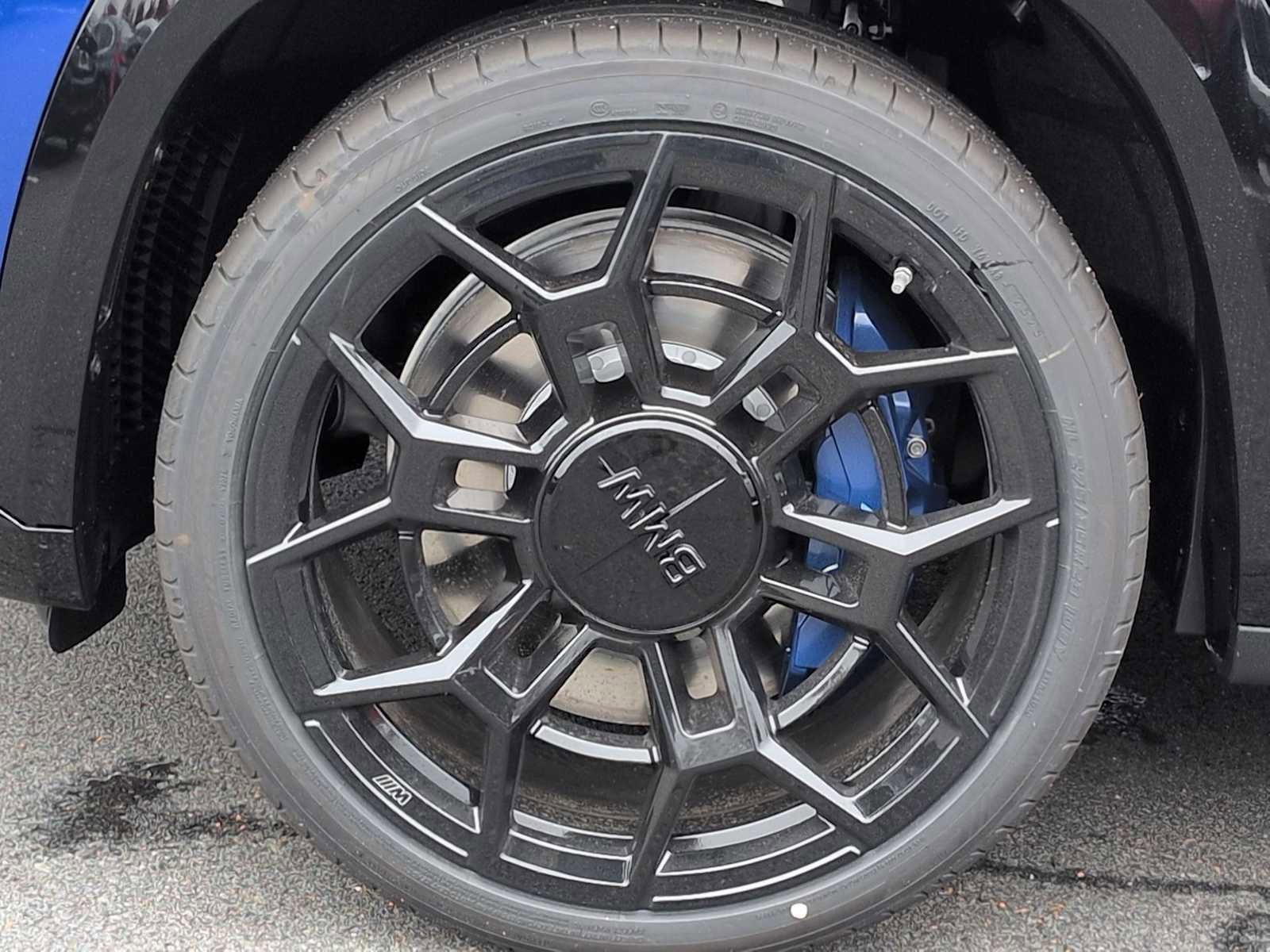 New 2026 BMW XM Label Red image 14