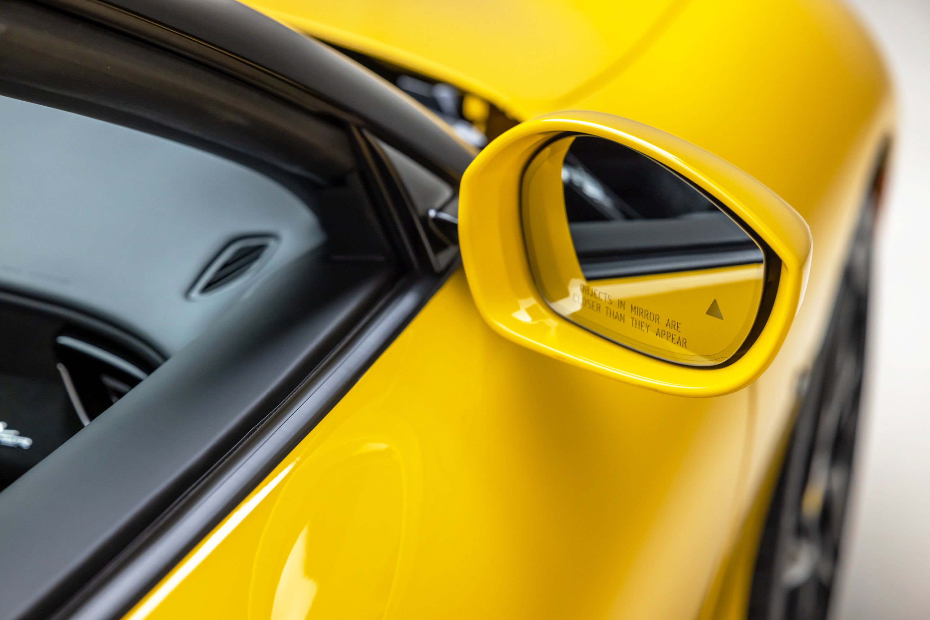 Certified 2025 Ferrari Roma Spider image 30