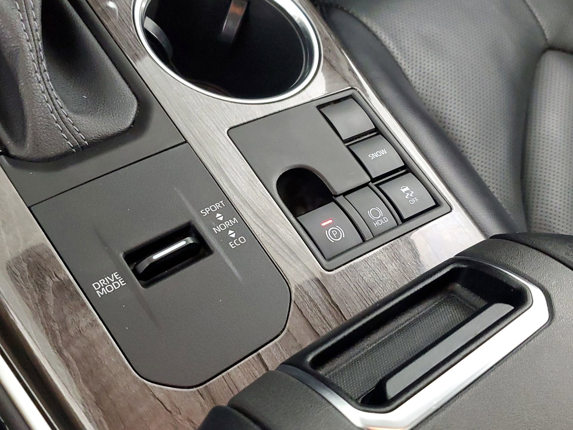 Used 2023 Toyota Highlander Limited image 46