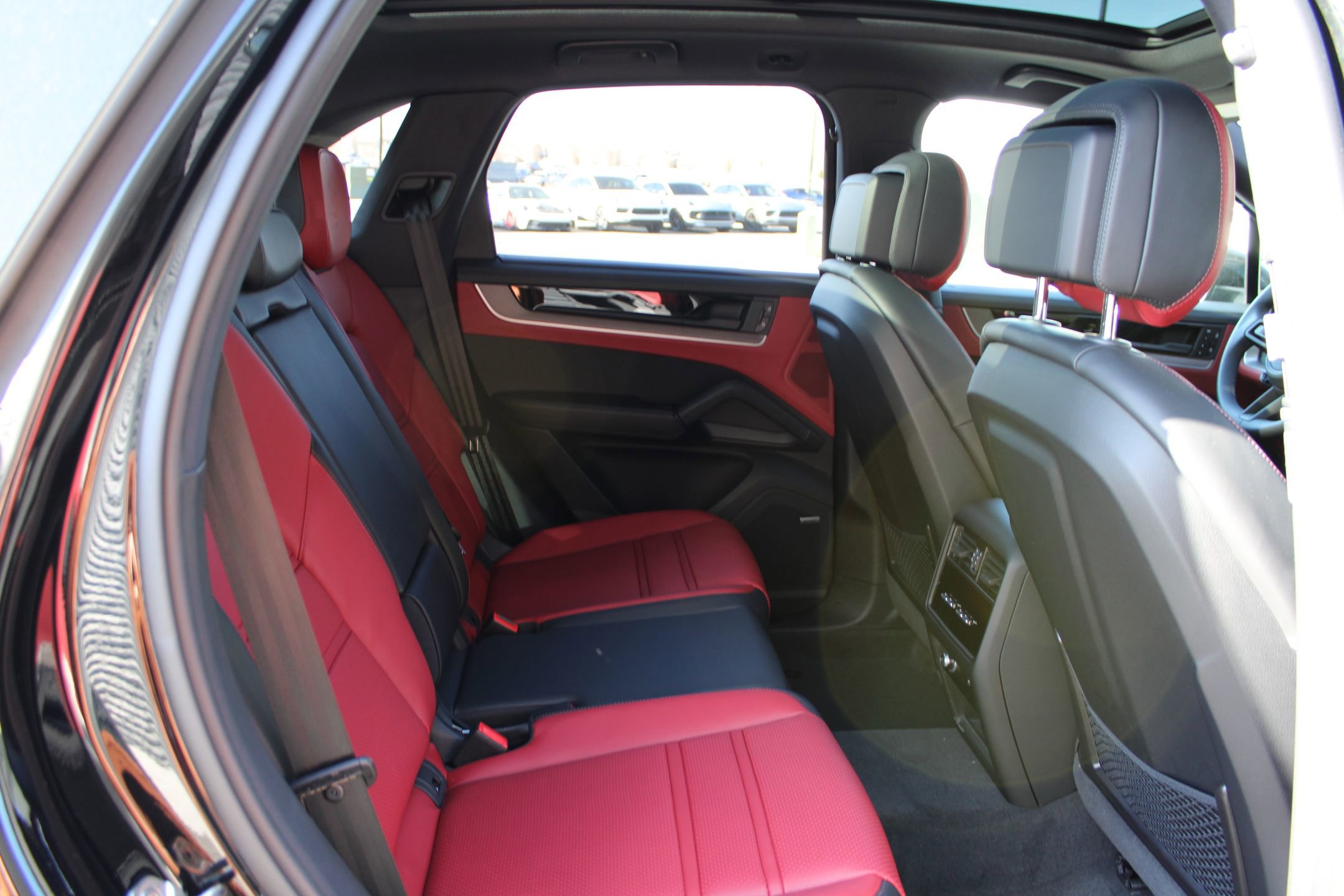 New 2026 Porsche Cayenne image 22