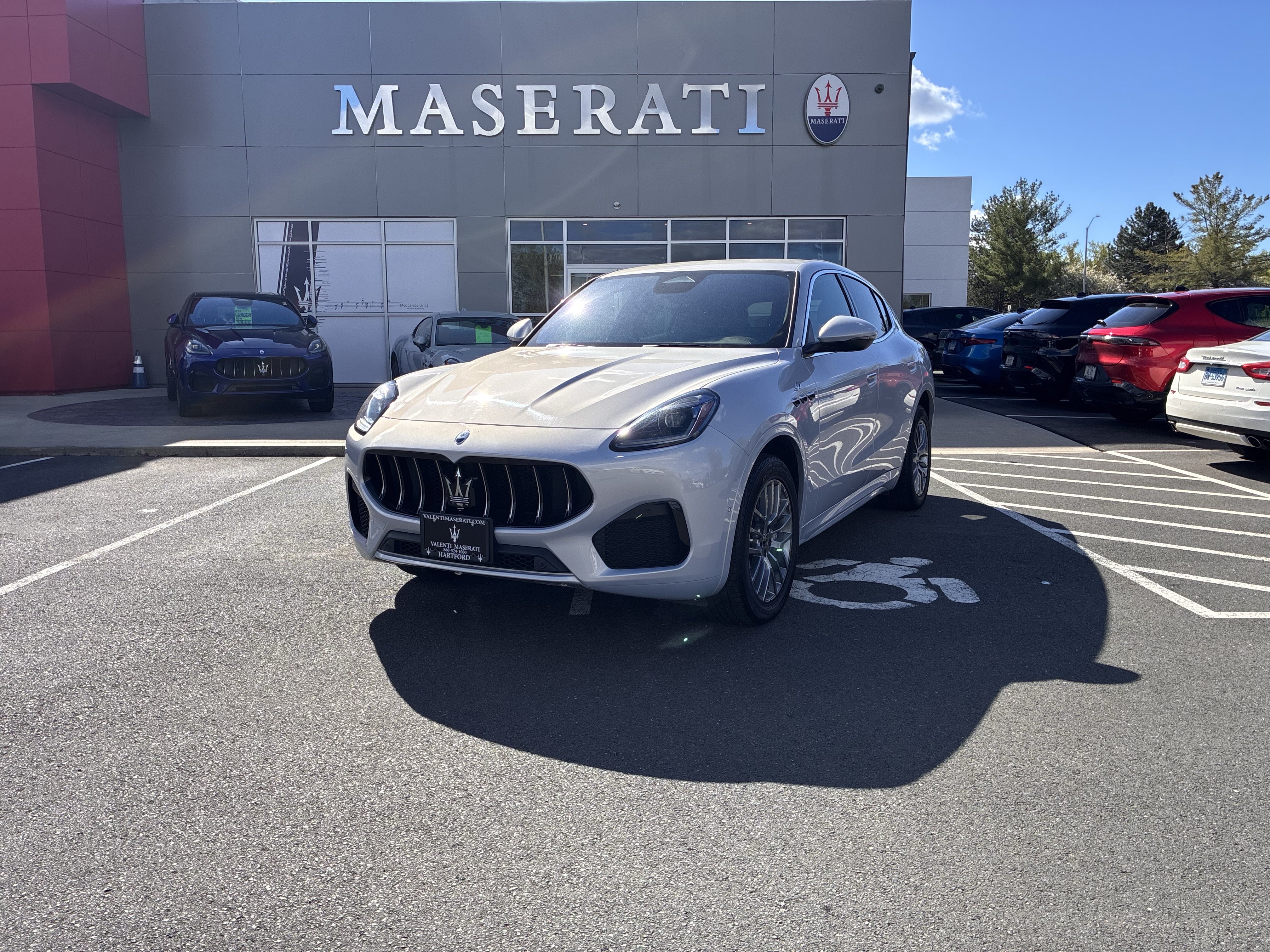 Used 2024 Maserati Grecale Modena AWD/4WD image 1