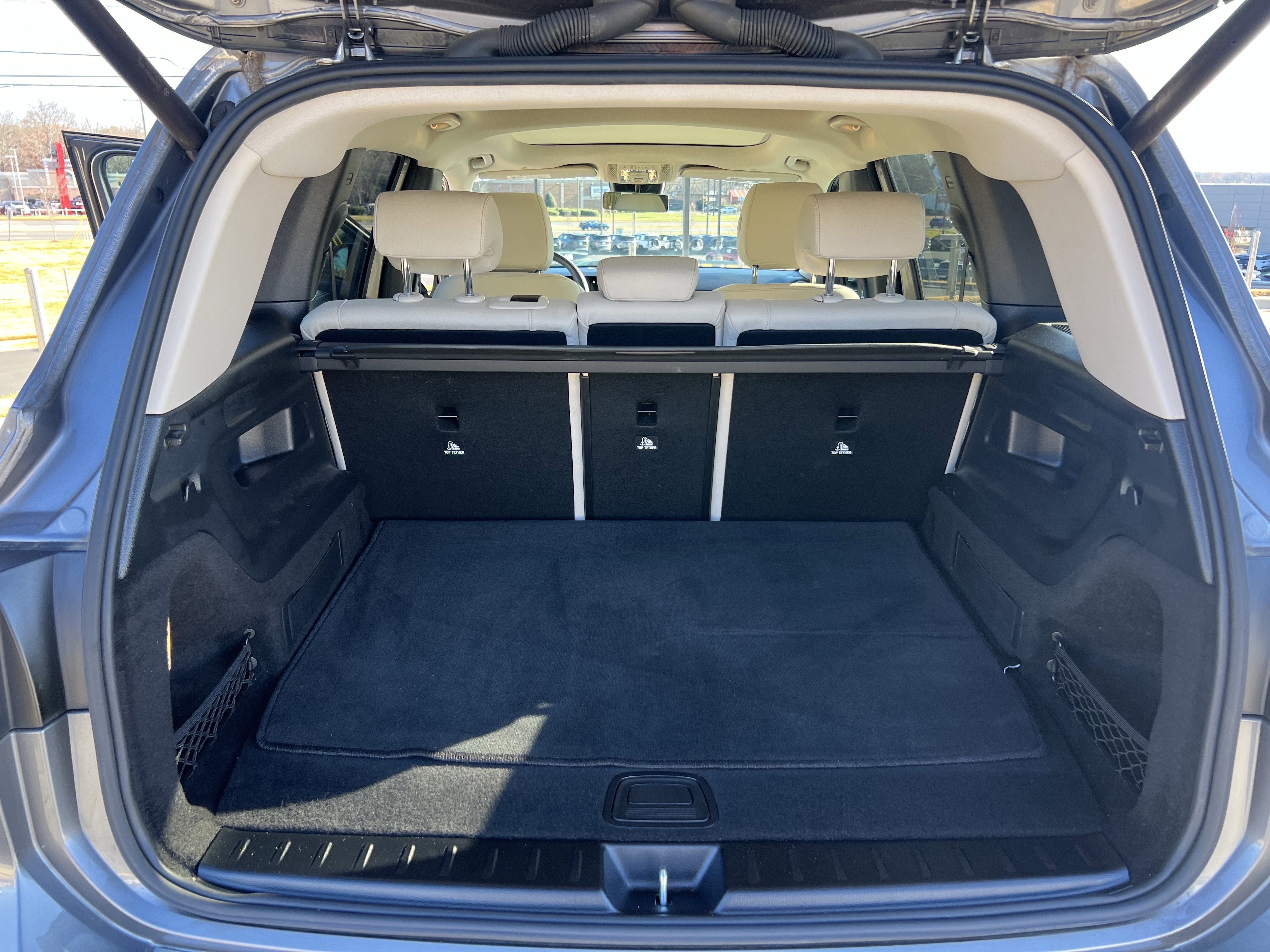 Used 2022 Mercedes-Benz GLB 250 image 32