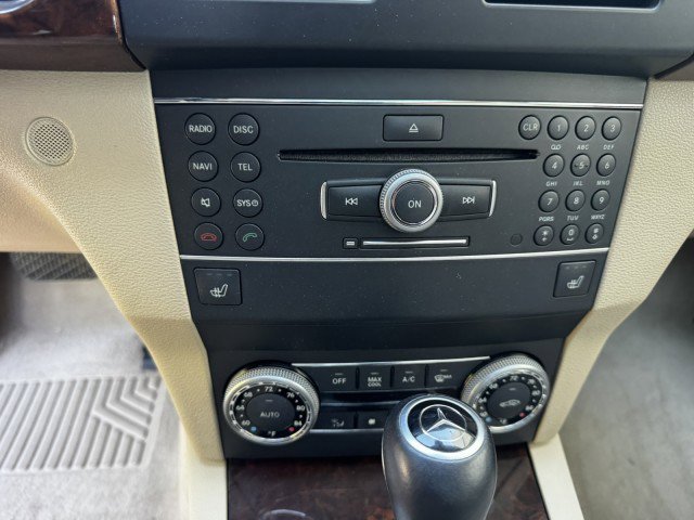 Used 2012 Mercedes-Benz GLK 350 4MATIC image 25