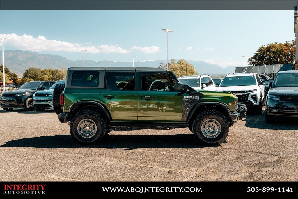 Used 2024 Ford Bronco Everglades AWD/4WD image 8