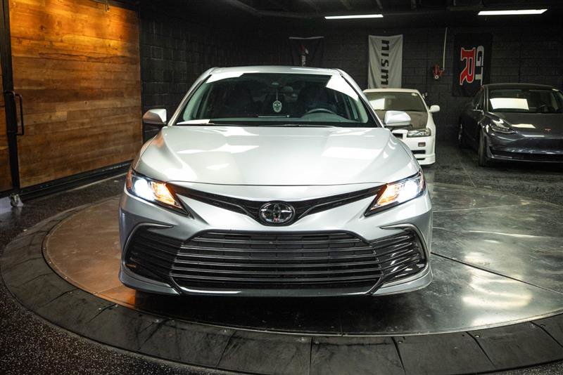 Used 2024 Toyota Camry LE image 4