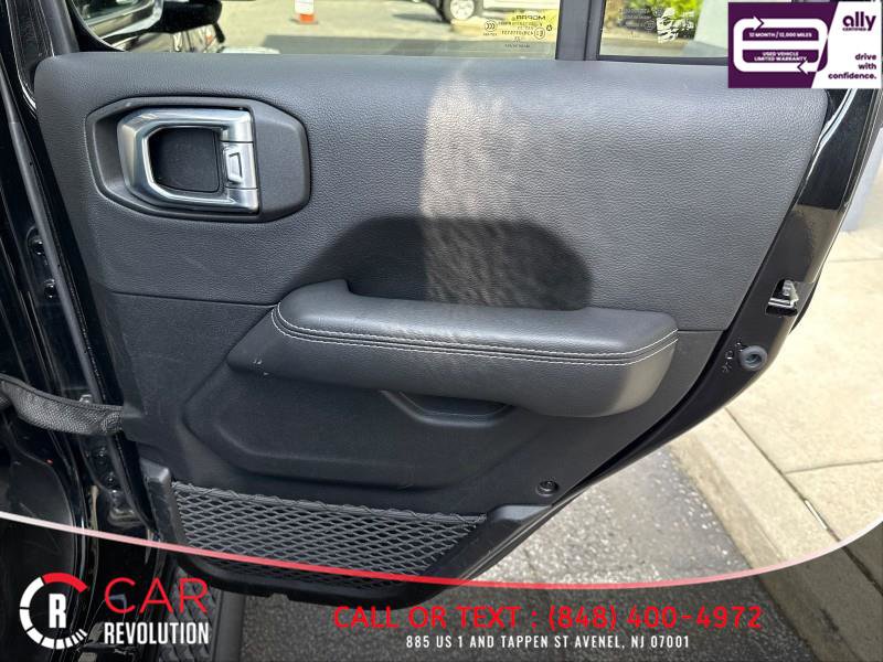 Used 2023 Jeep Gladiator Overland AWD/4WD image 43