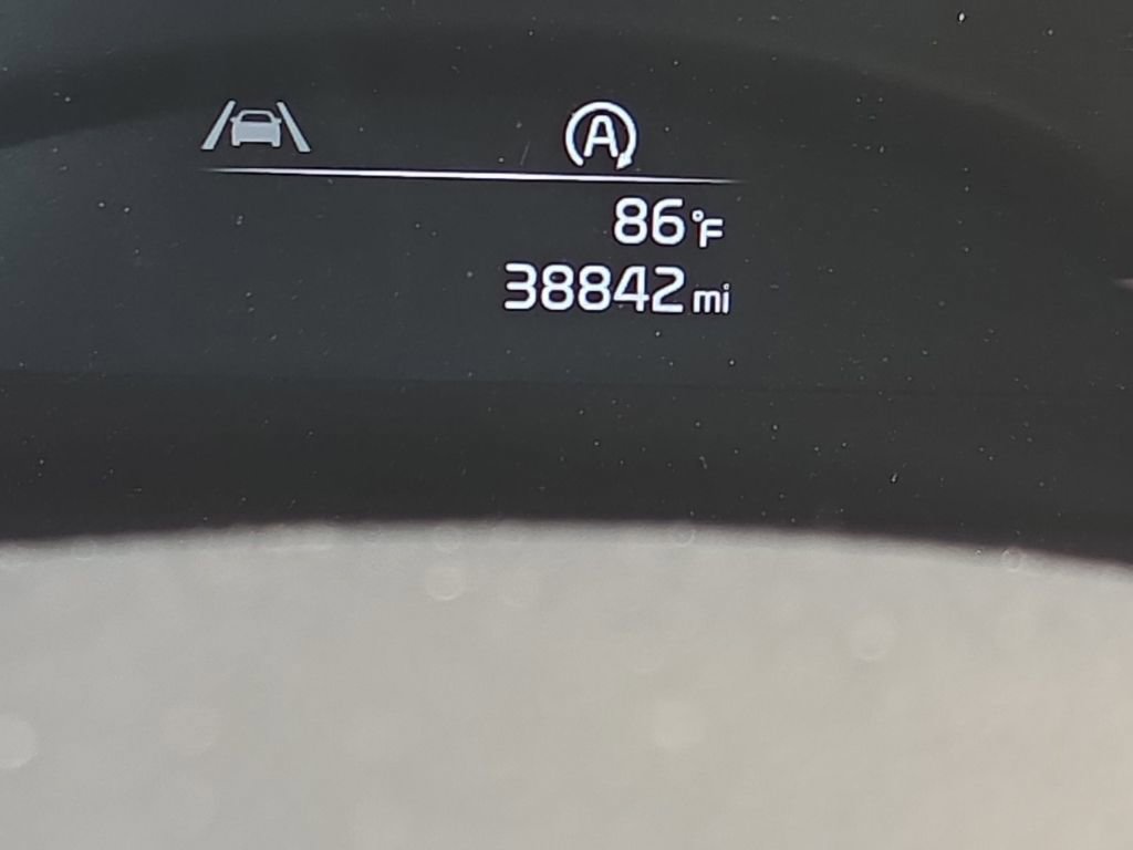 Used 2025 Kia Telluride S image 23