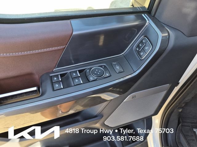 Used 2023 Ford F150 Lariat w/ Max Trailer Tow Package AWD/4WD image 25