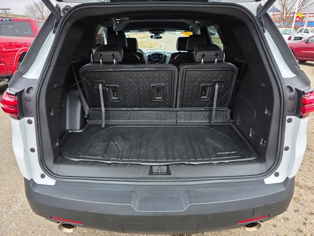 Used 2022 Chevrolet Traverse LT image 12