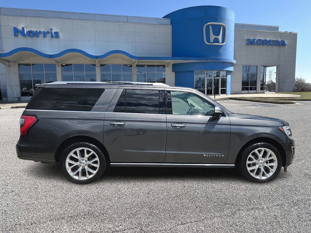 Used 2018 Ford Expedition Max Platinum AWD/4WD image 5