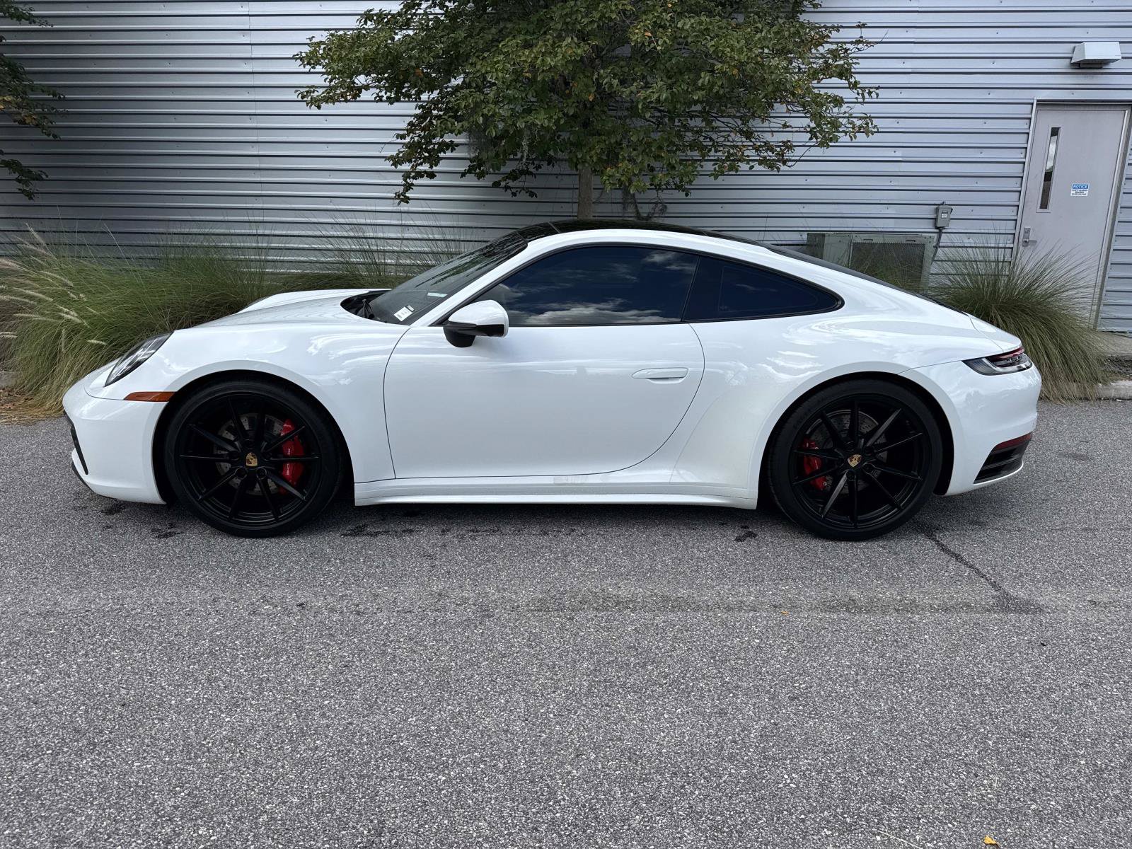 Used 2020 Porsche 911 Carrera S RWD image 2