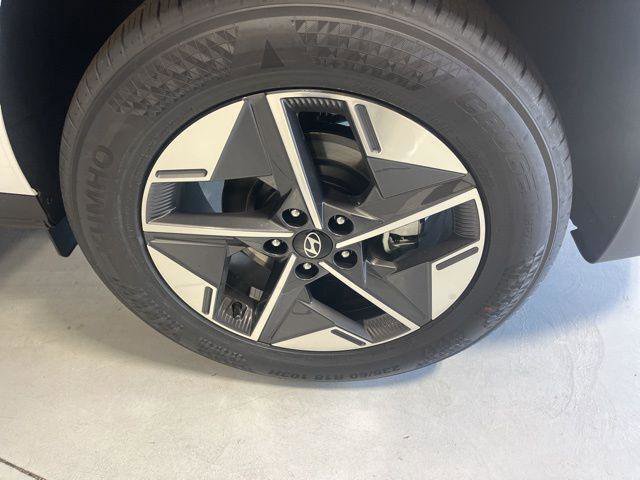 New 2026 Hyundai Tucson SEL FWD image 32