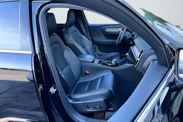 Used 2021 Volvo XC40 T5 Inscription AWD/4WD image 27