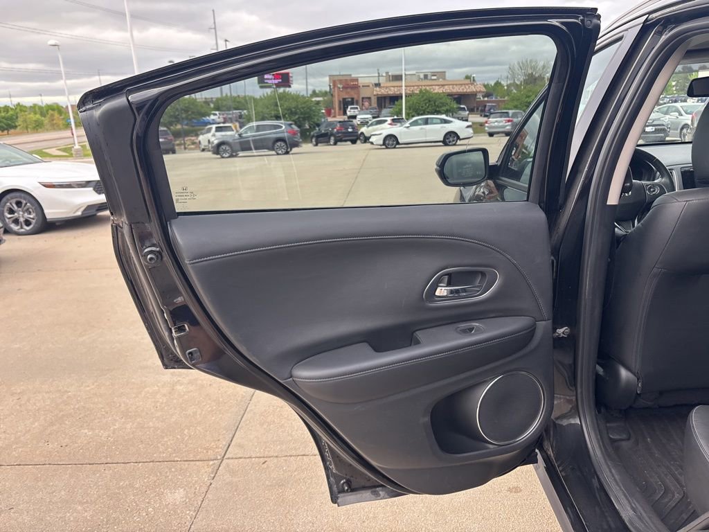Used 2016 Honda HR-V EX-L image 35