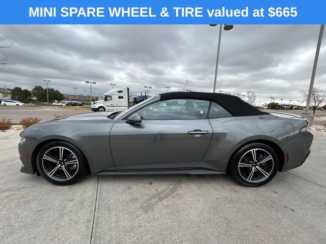 Used 2025 Ford Mustang Premium RWD image 4