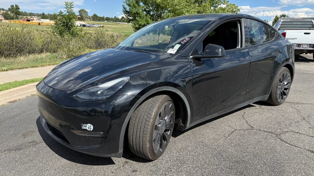 Used 2023 Tesla Model Y Performance AWD/4WD image 2