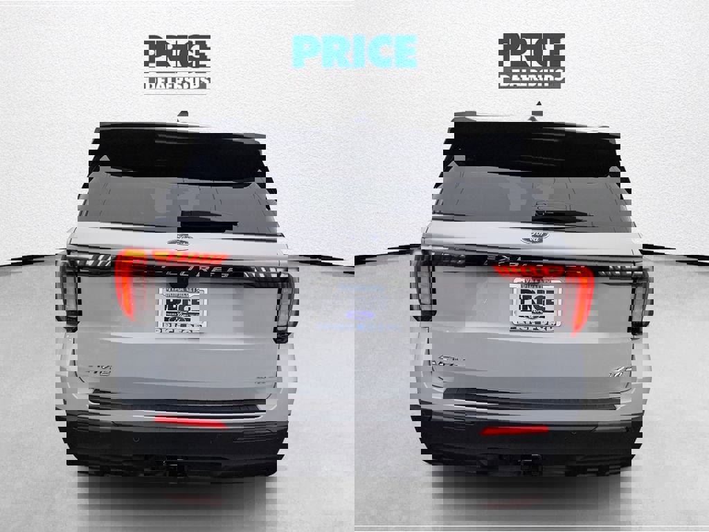 New 2026 Ford Explorer Active image 6