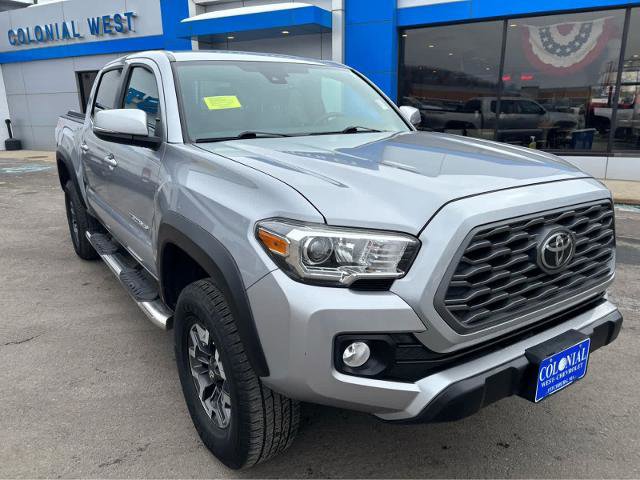 Used 2020 Toyota Tacoma TRD Off-Road w/ Technology Package image 13