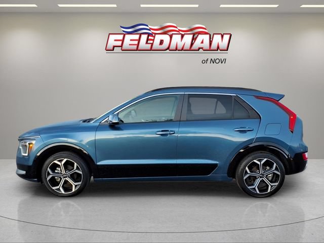 Used 2024 Kia Niro EX Touring FWD image 2