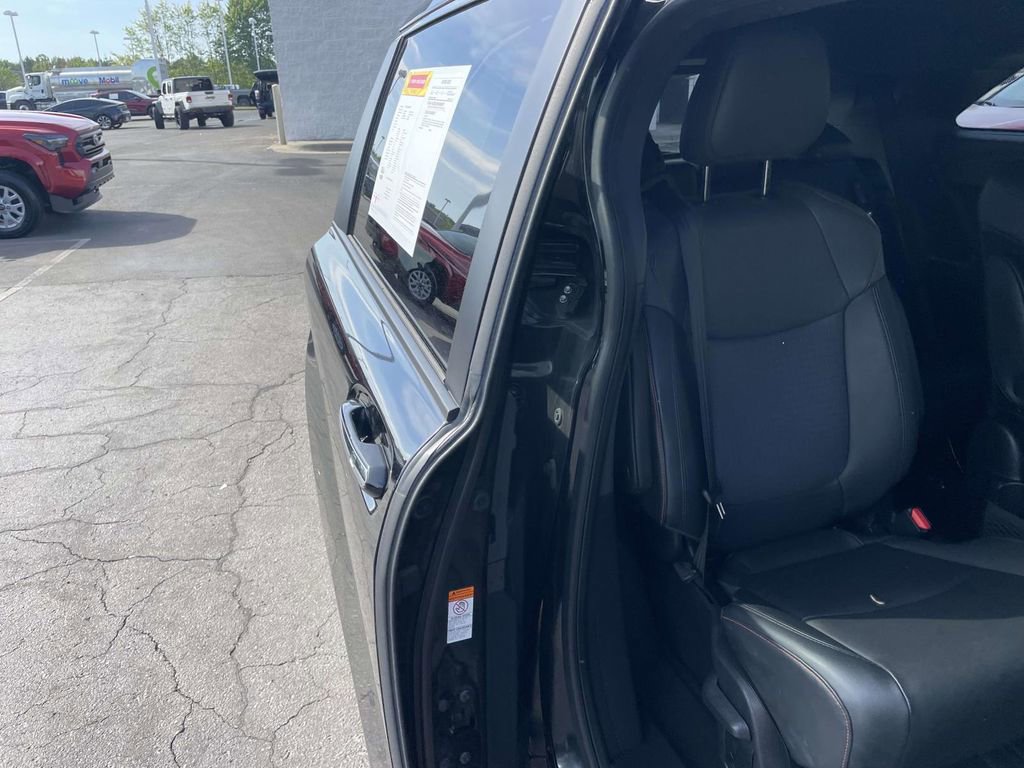 Used 2021 Toyota Sienna XSE image 44