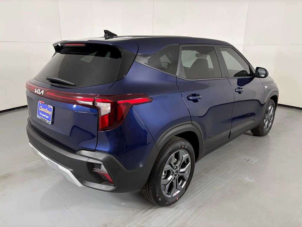 New 2026 Kia Seltos LX image 8