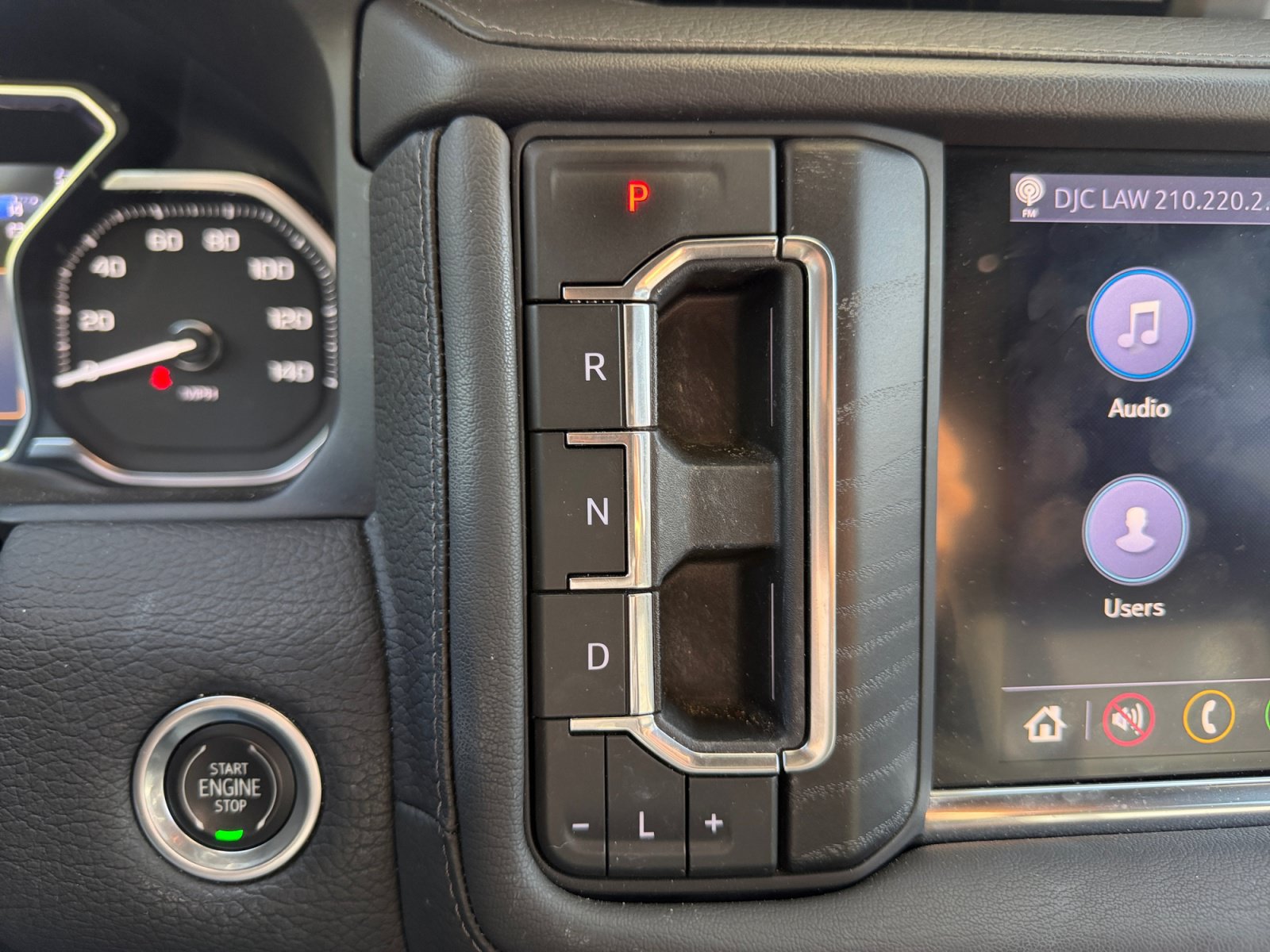 Used 2021 GMC Yukon Denali w/ Denali Ultimate Package AWD/4WD image 13