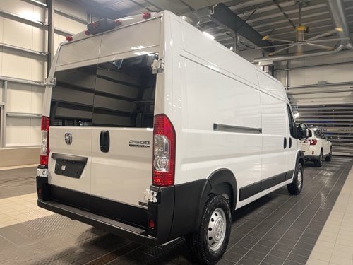 Used 2023 RAM ProMaster 2500 FWD image 28