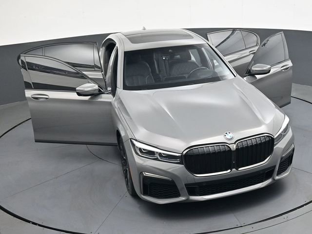 Used 2022 BMW 750i xDrive w/ Executive Package image 43