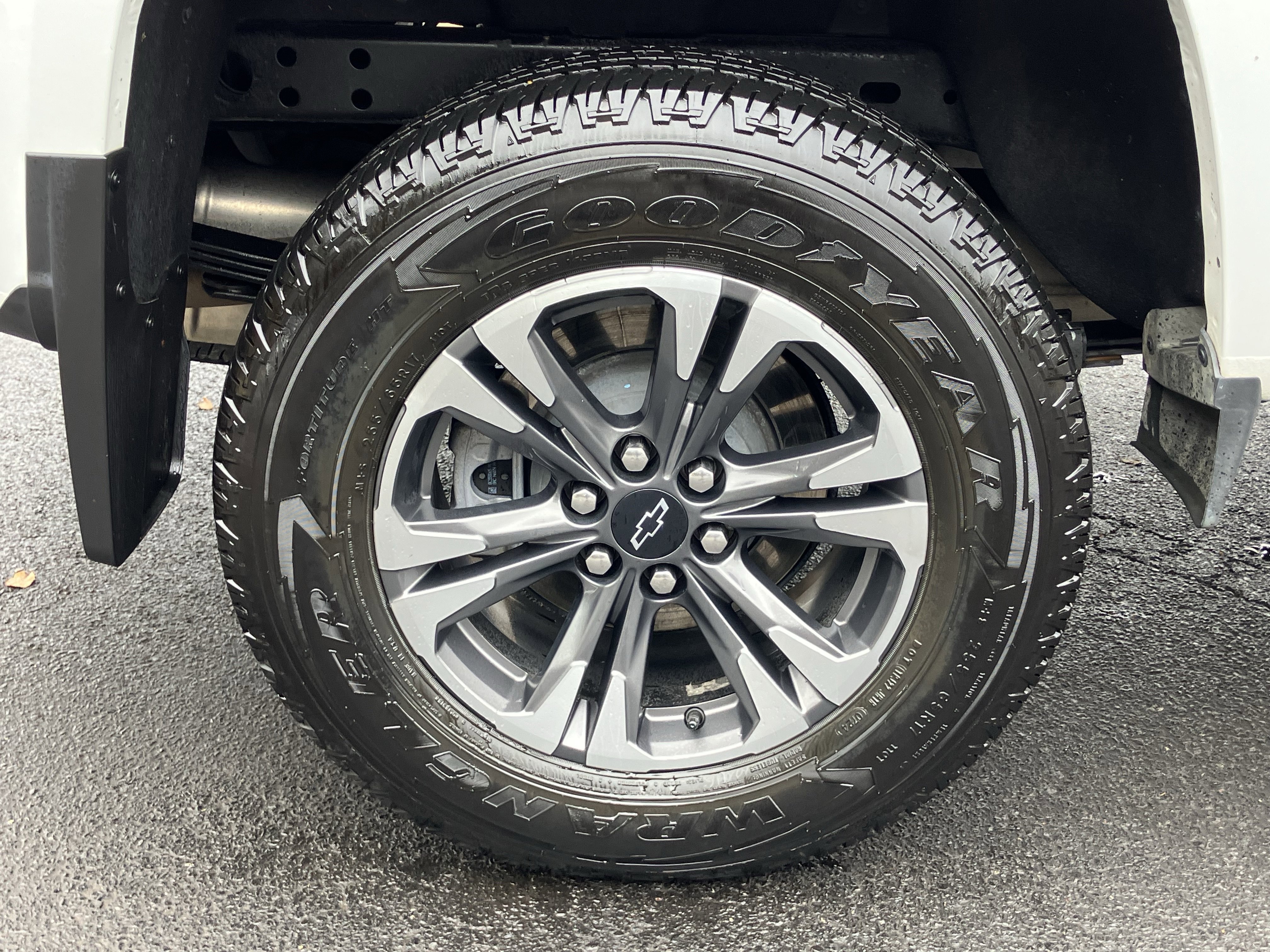 Used 2021 Chevrolet Colorado Z71 w/ Safety Package image 13