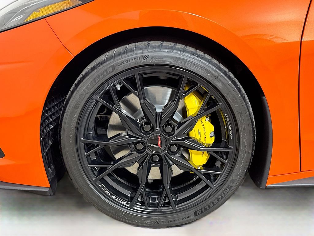 New 2026 Chevrolet Corvette Stingray Premium Conv w/ Z51 Performance Package image 17