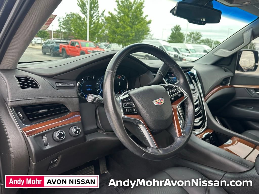 Used 2016 Cadillac Escalade Premium AWD/4WD image 15