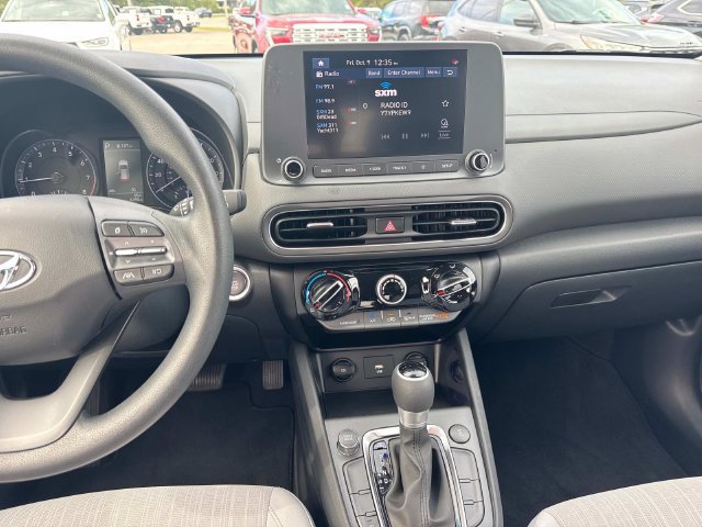 Used 2023 Hyundai Kona SEL AWD/4WD image 19