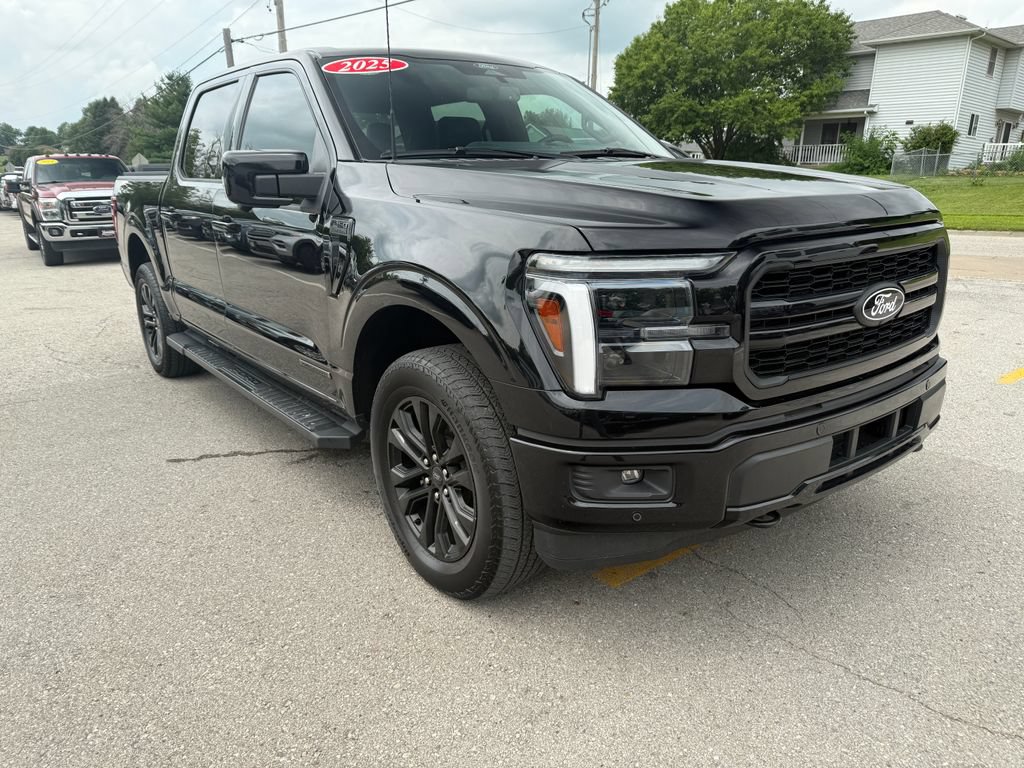 Used 2025 Ford F150 Lariat w/ Equipment Group 502A High AWD/4WD image 3